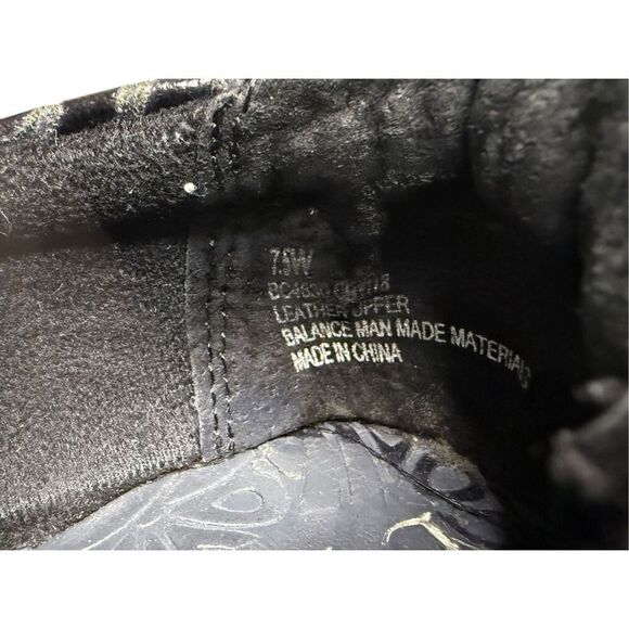 boc Women’s 7.5 Wide Peggy Leather Clogs Black Platform Embossed Comfort Shoes - Picture 5 of 6